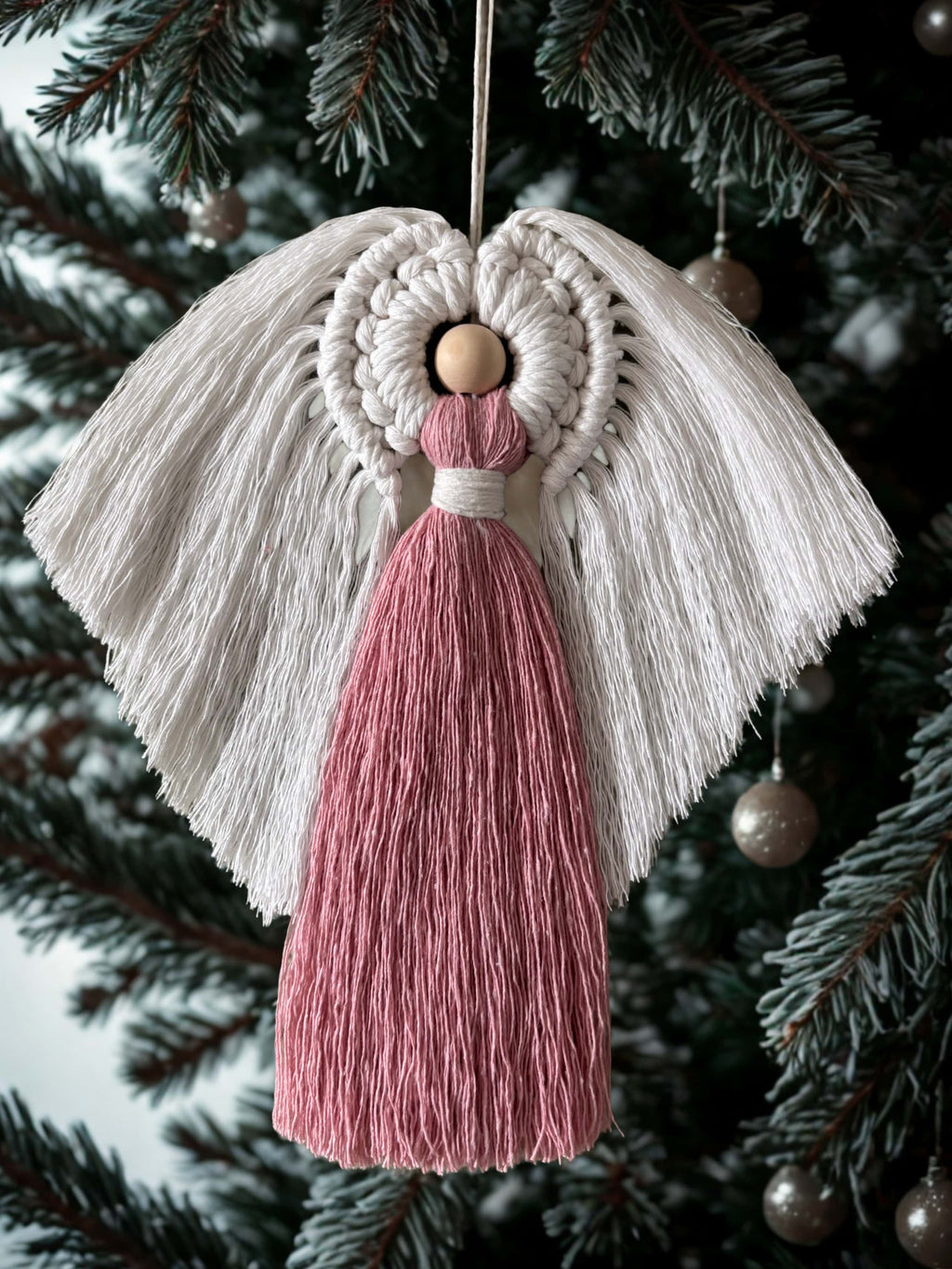 ANGE DECORATIF en macramé